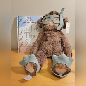 NWT Camp Slumberkins Bigfoot Kin with Book